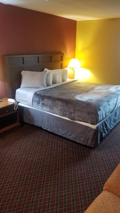Hotel King Bed Hotel Room 110 Wi-Fi Booking Stillwater Exterior photo